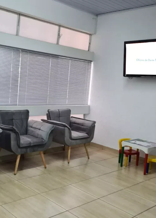 Clínica odontológica especializada em implantes dentários