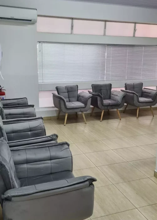 Clínica odontológica especializada em implantes dentários